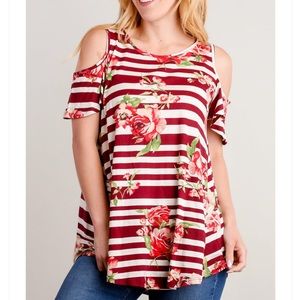 ⬇️$12⬇️ Reb & J. Stripe floral cold shoulder top